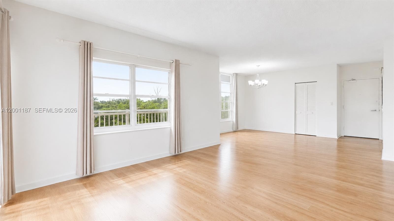 300 Bayview Dr # 315, Sunny Isles Beach FL 33160 photo 3
