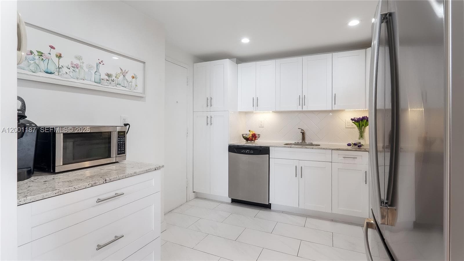 300 Bayview Dr # 315, Sunny Isles Beach FL 33160 photo 5