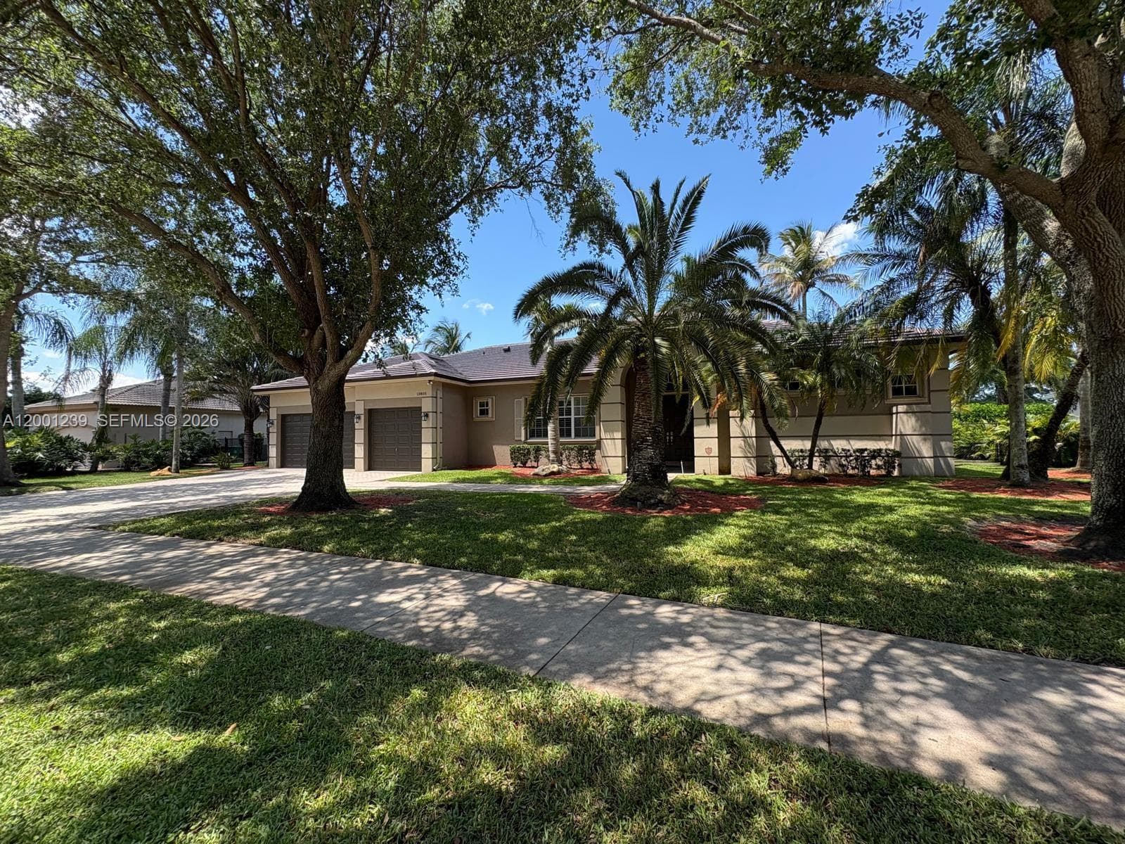 13805 SW 41st St, Davie FL 33330 photo 4