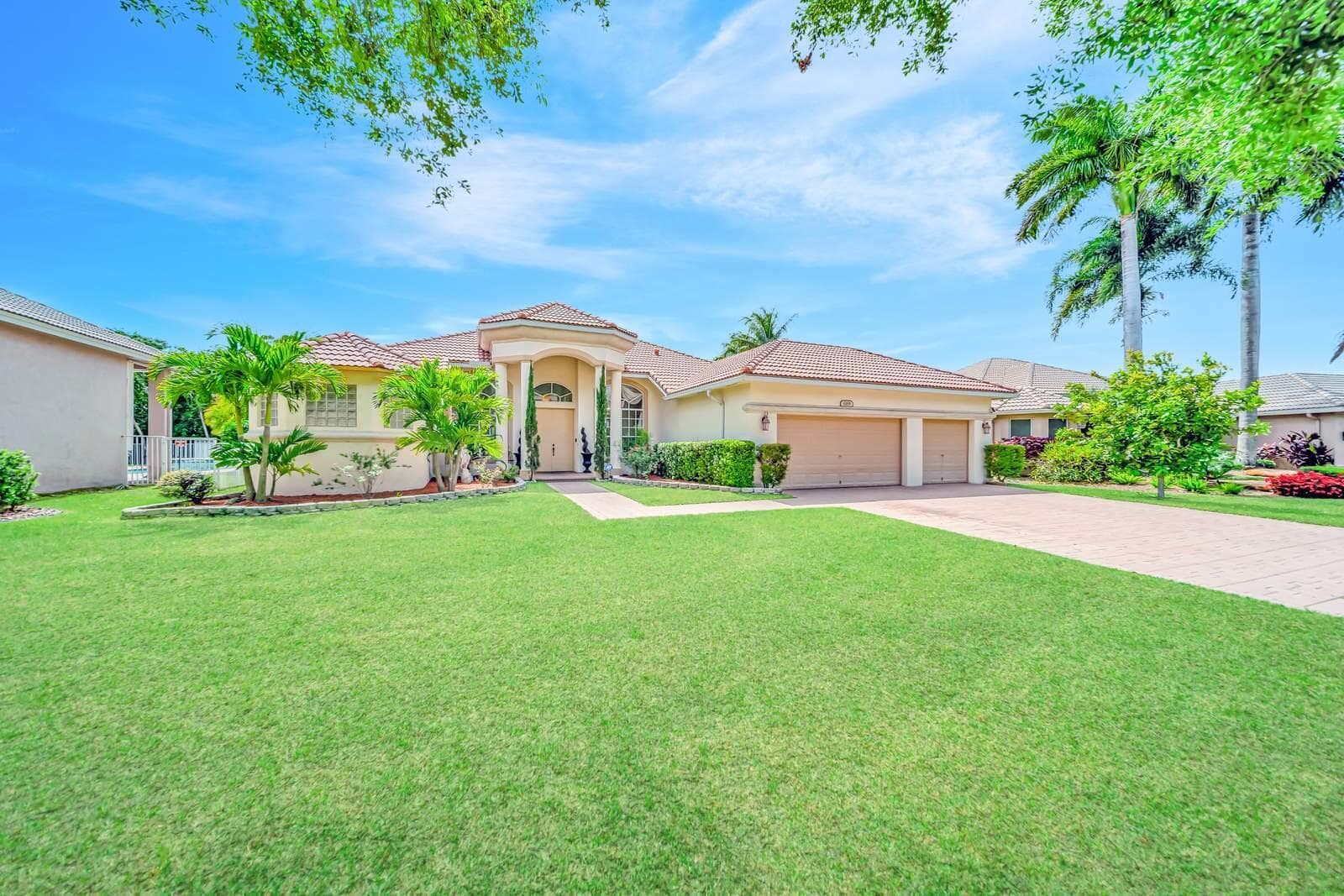 6169 NW 53rd Circle, Coral Springs FL 33067 photo 3