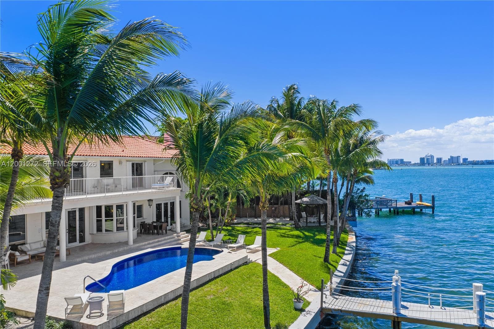 1575 Stillwater Dr, Miami Beach FL 33141 photo 3
