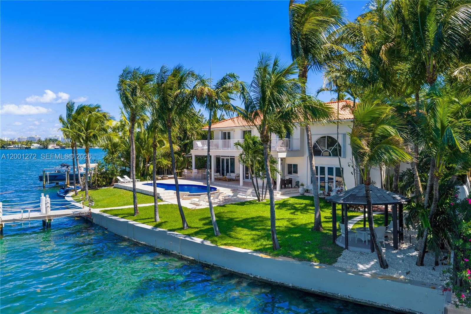 1575 Stillwater Dr, Miami Beach FL 33141 photo 4