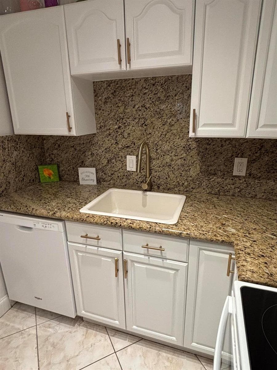 510 Prosperity Farms Road # 8b, North Palm Beach FL 33408 photo 5