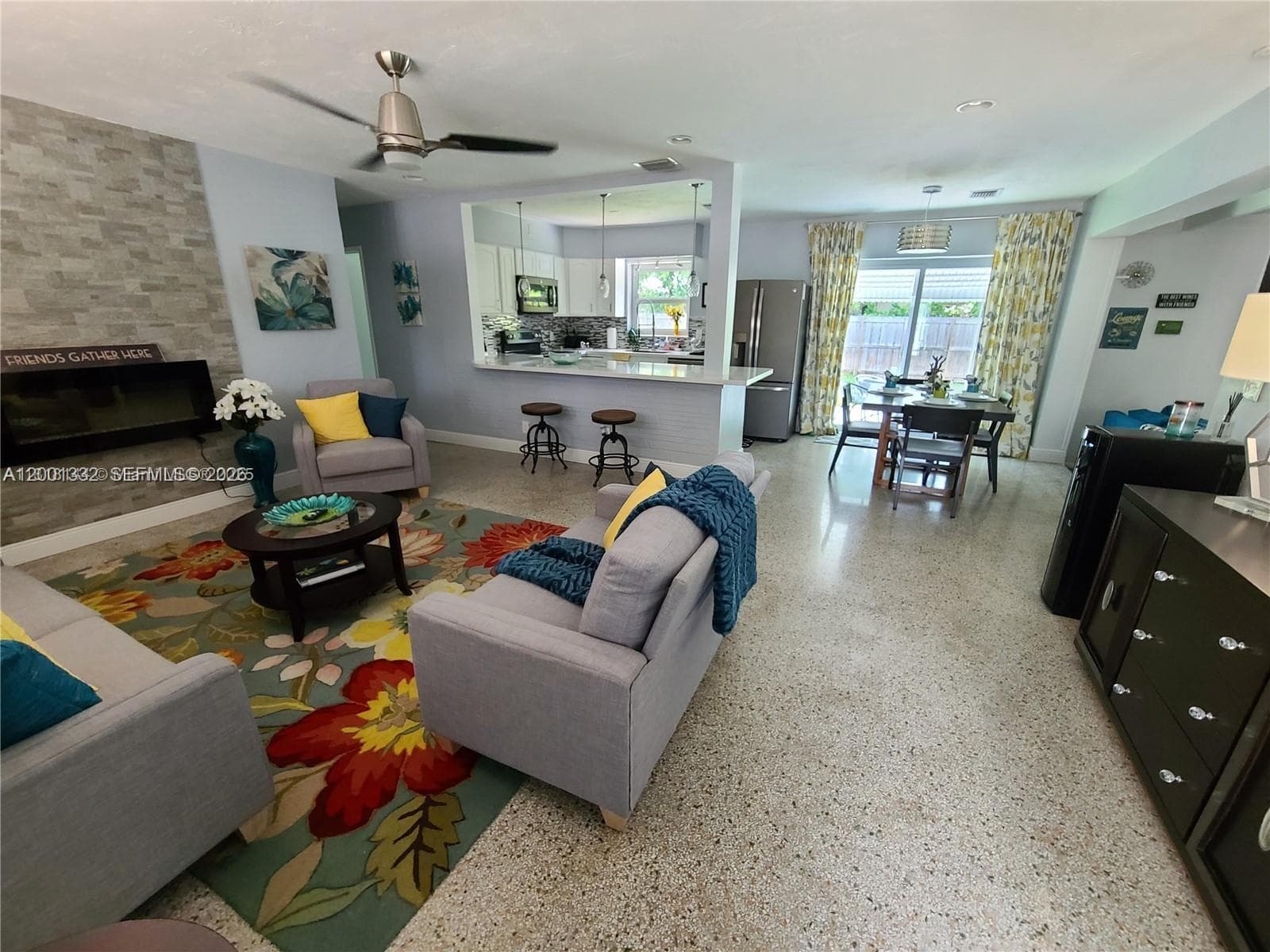 2741 NE 16th Ave, Wilton Manors FL 33334 photo 2