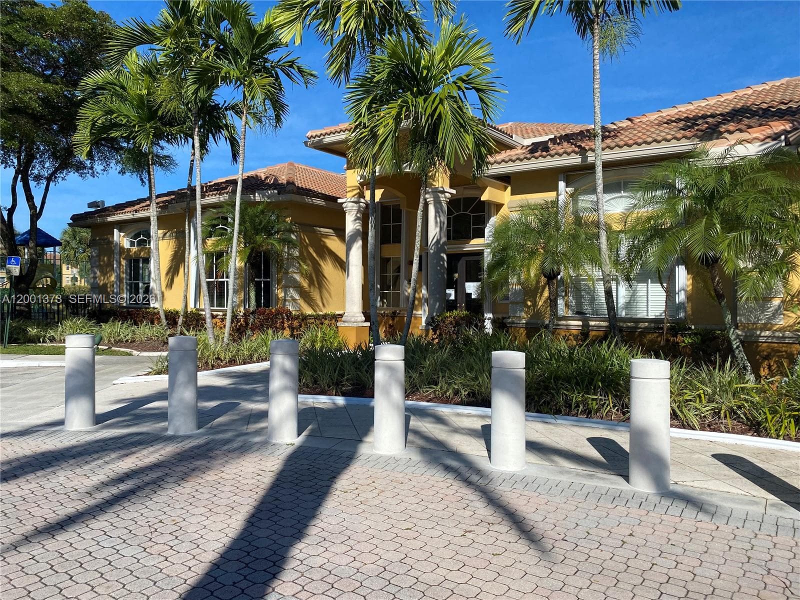9645 nw 1st ct # 1-302, Pembroke Pines FL 33024 photo 3