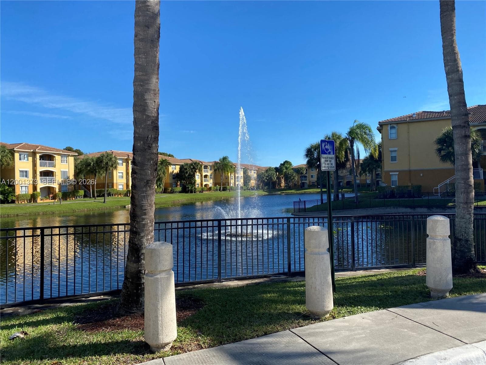 9645 nw 1st ct # 1-302, Pembroke Pines FL 33024