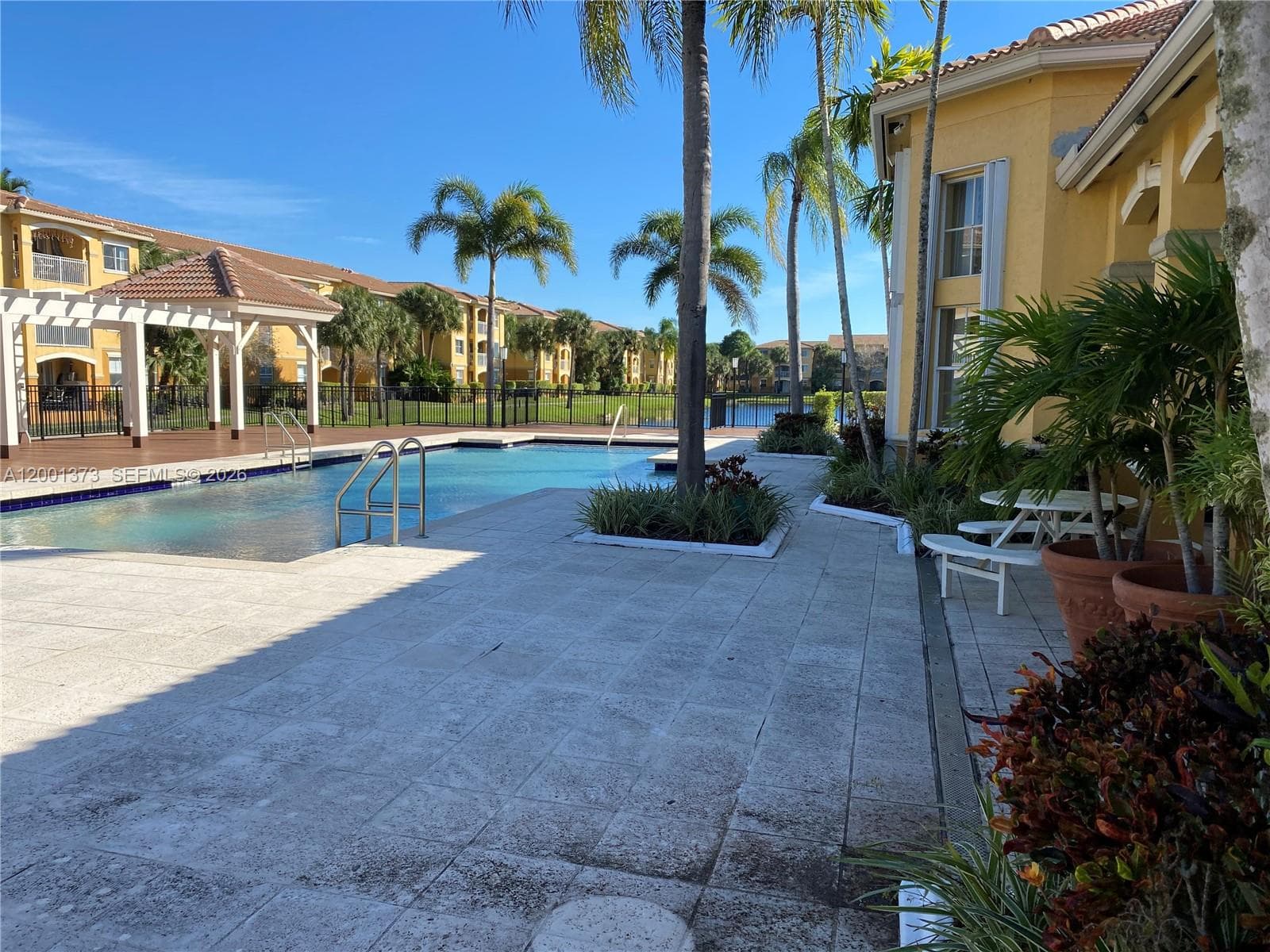 9645 nw 1st ct # 1-302, Pembroke Pines FL 33024 photo 4
