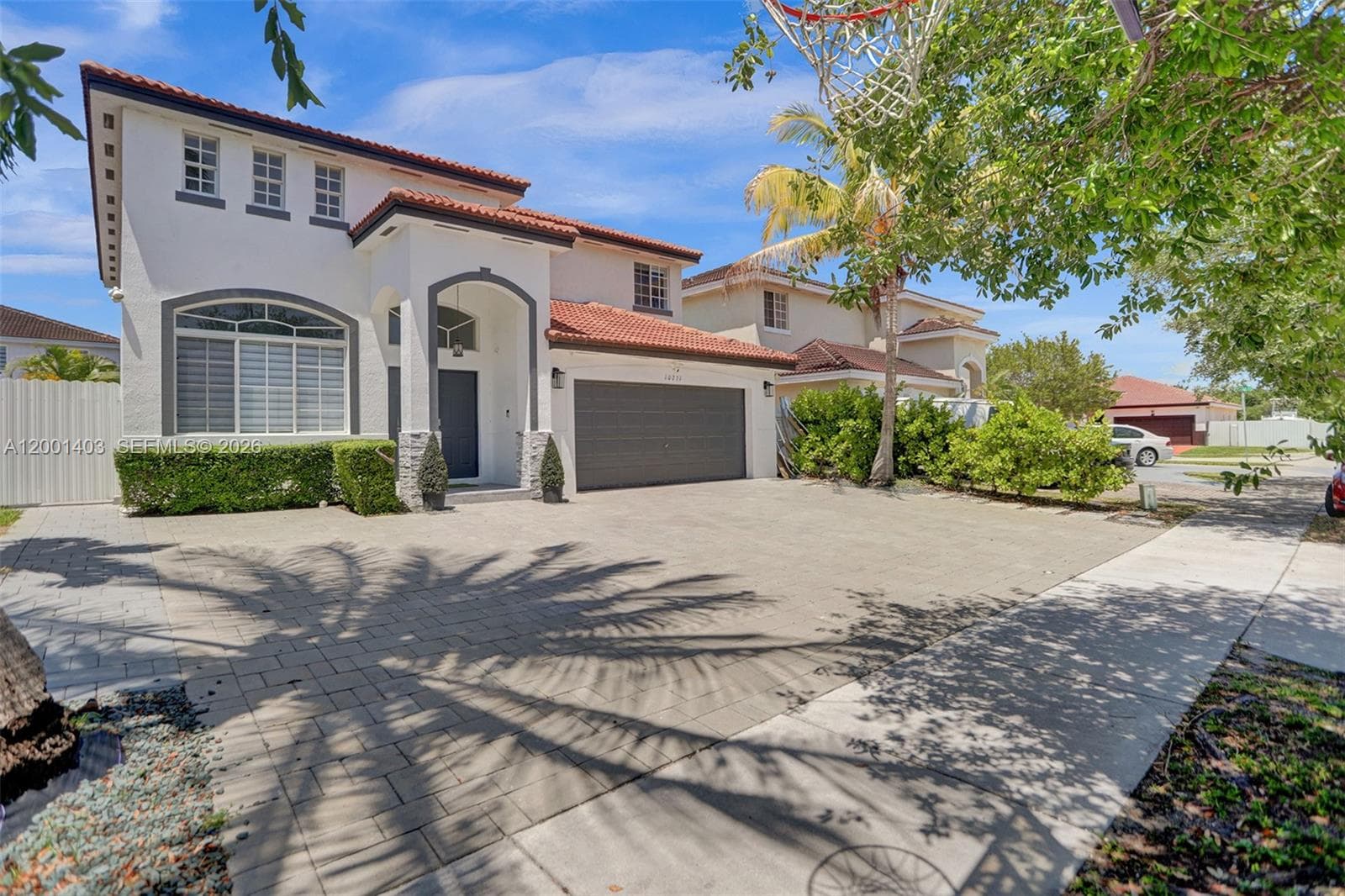 10231 SW 227th Ln, Cutler Bay FL 33190 photo 2