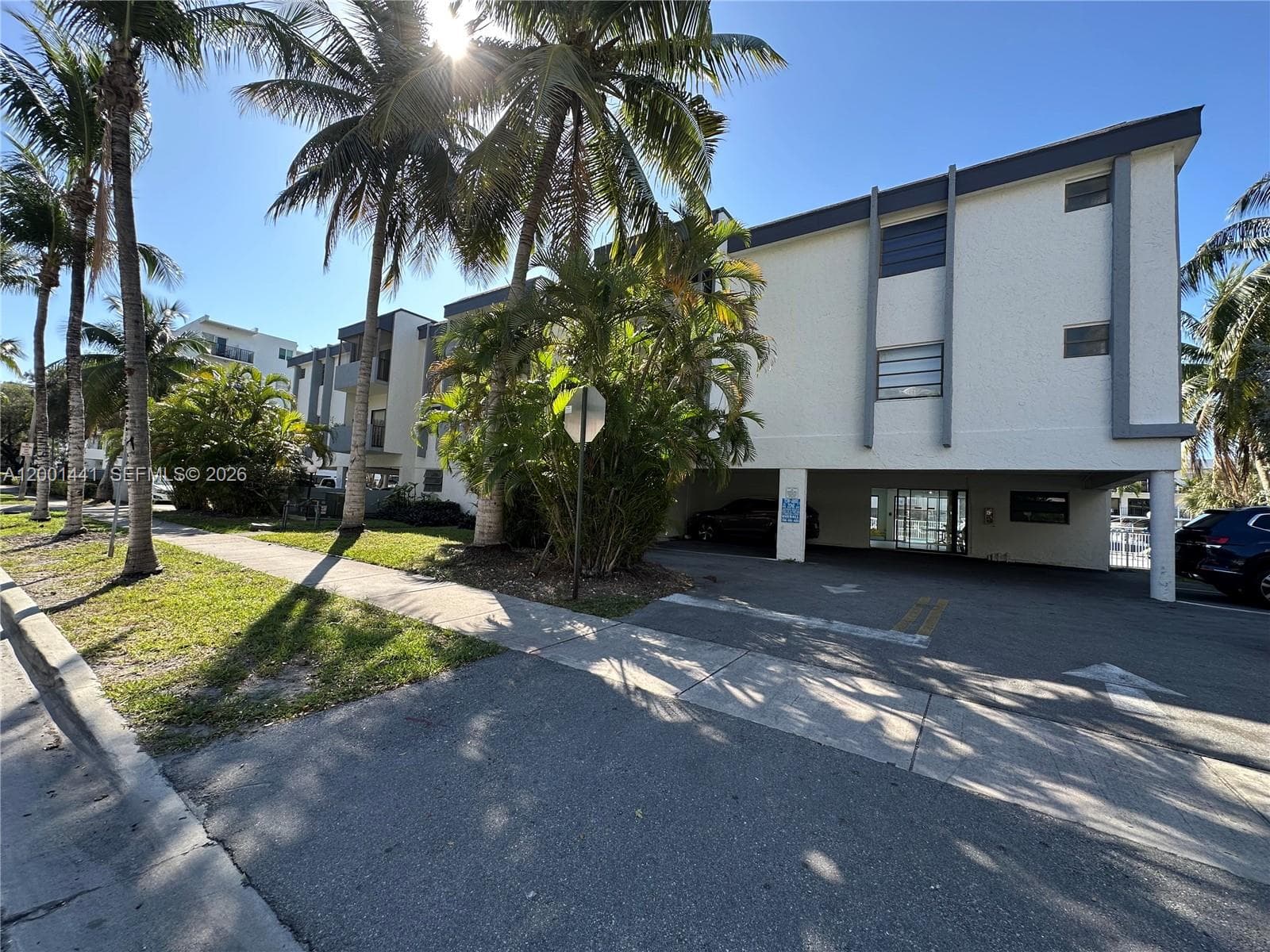 3582 NE 171st St # 301, North Miami Beach FL 33160 photo 2