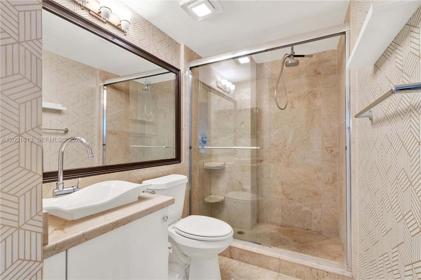 5077 NW 7th St # 508, Miami FL 33126 photo 2