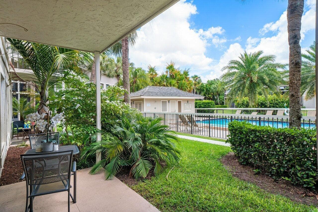 11863 Wimbledon Circle # 432, Wellington FL 33414 photo 4