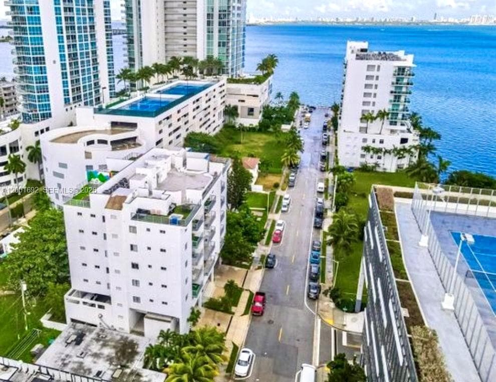 481 NE 29th St # 502, Miami FL 33137