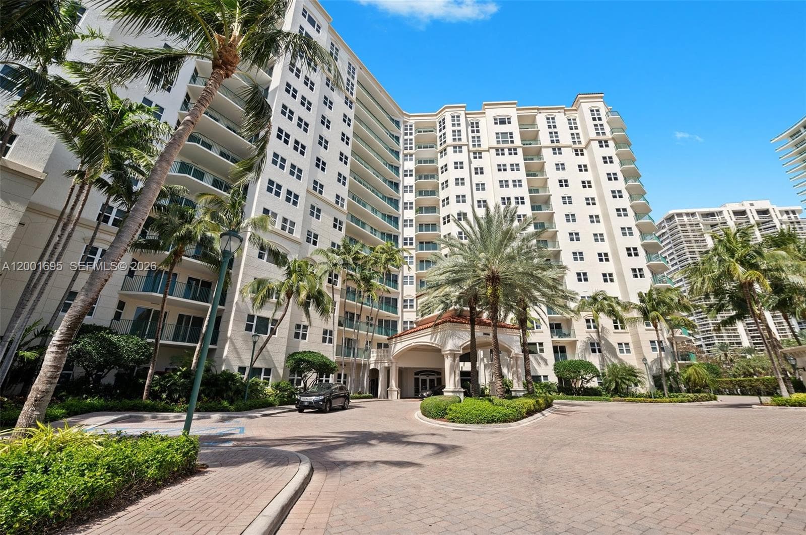 20000 E Country Club Dr # 314, Aventura FL 33180 photo 5