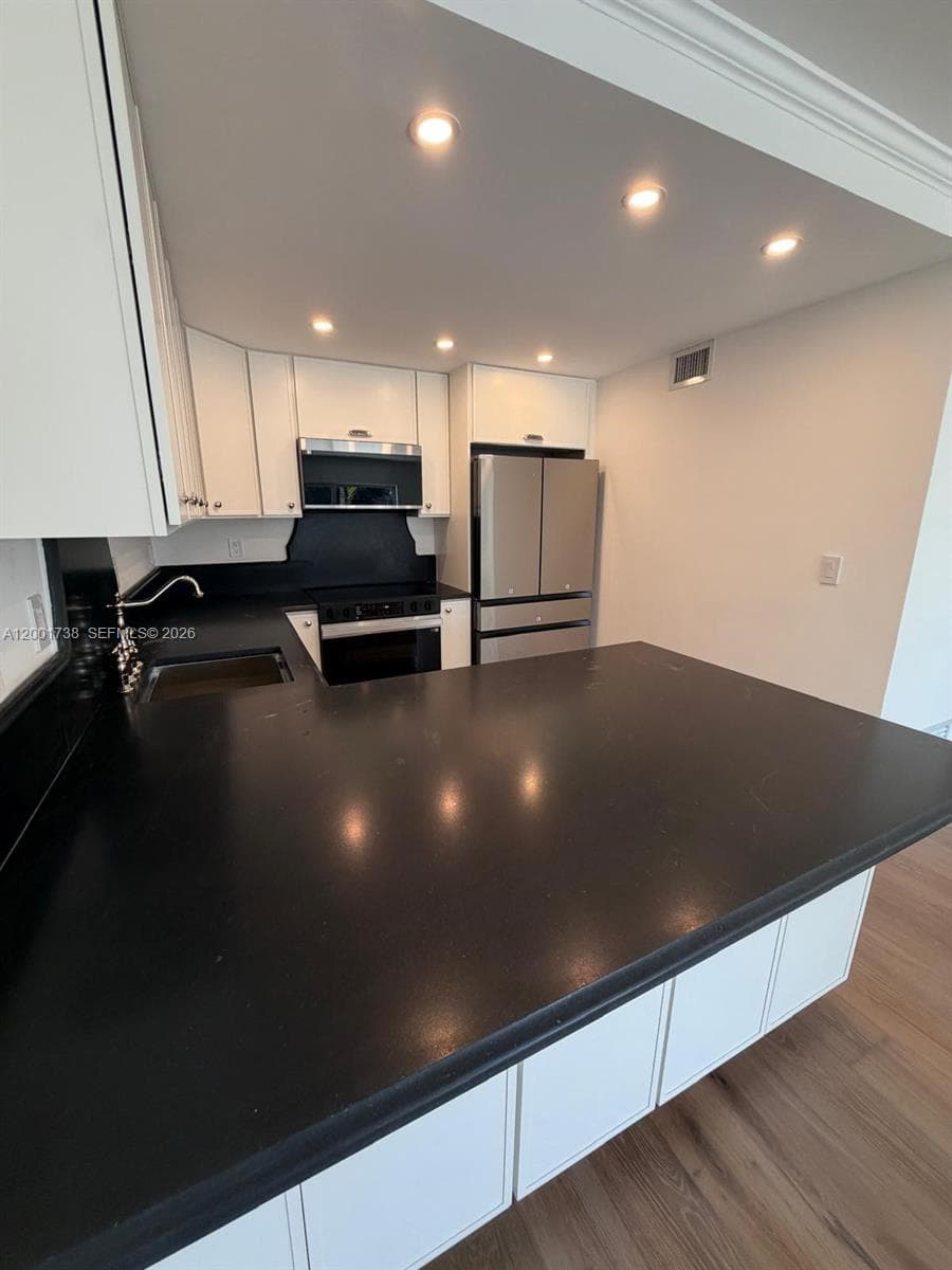 2900 NE 30th St # F2, Fort Lauderdale FL 33306 photo 3
