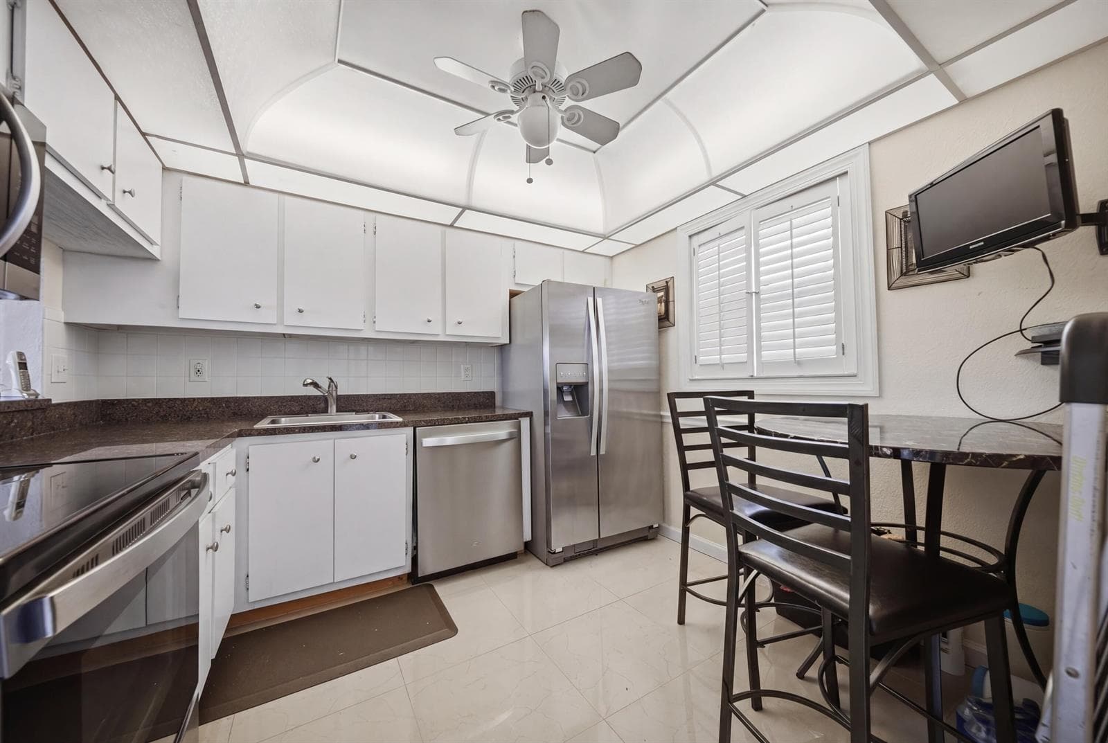 3040 Holiday Springs Boulevard # 212, Margate FL 33063 photo 4