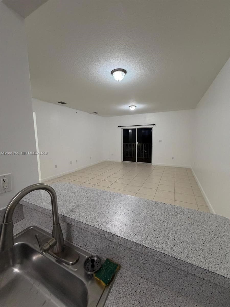 1300 NE 109th St # 404, Miami FL 33161 photo 2