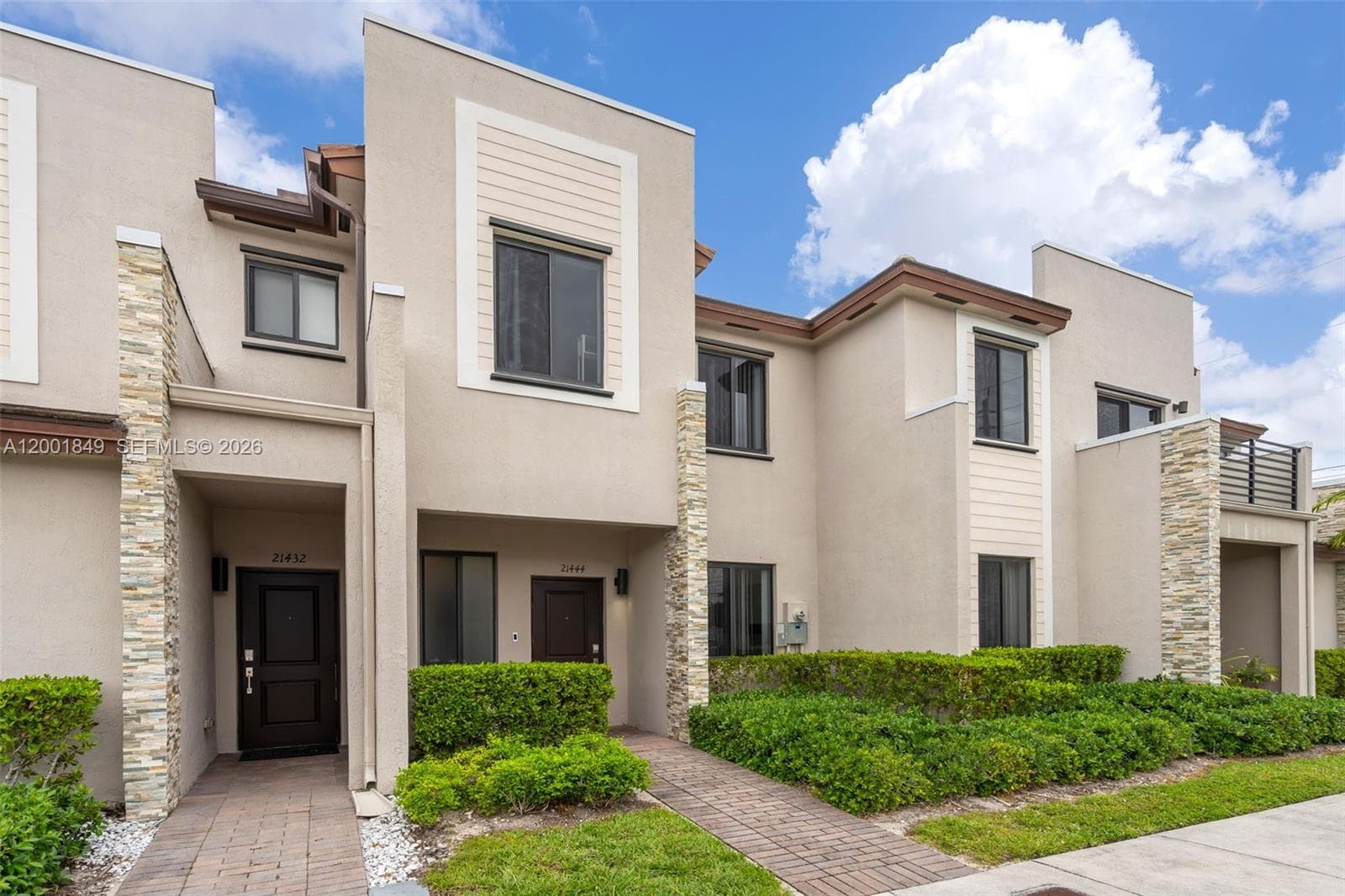 21444 NE 2nd Path, Miami FL 33179 photo 2