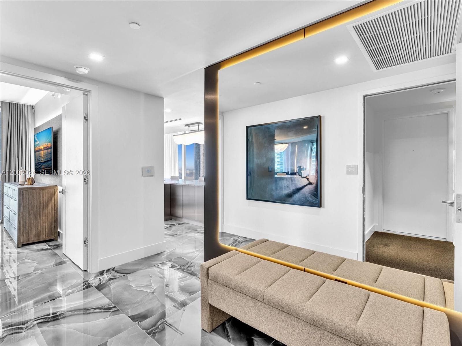 475 Brickell Ave # 2715, Miami FL 33131 photo 2