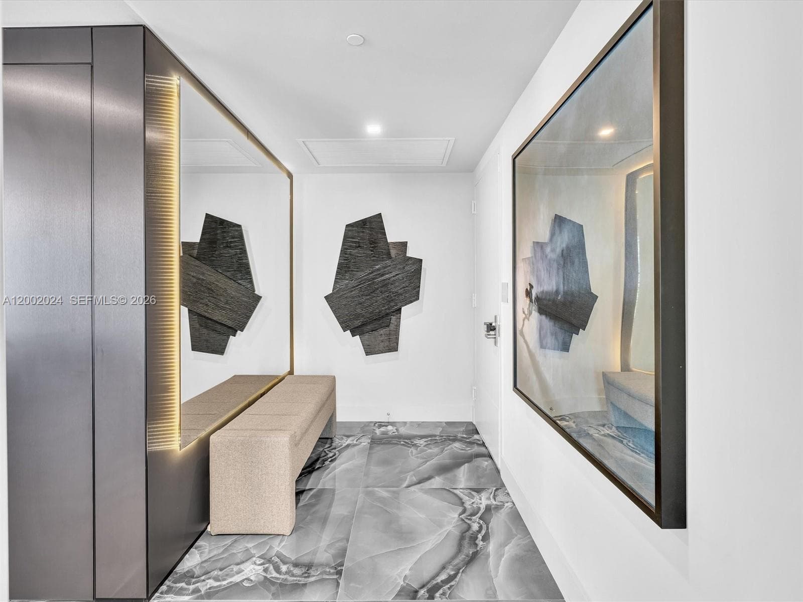475 Brickell Ave # 2715, Miami FL 33131 photo 3