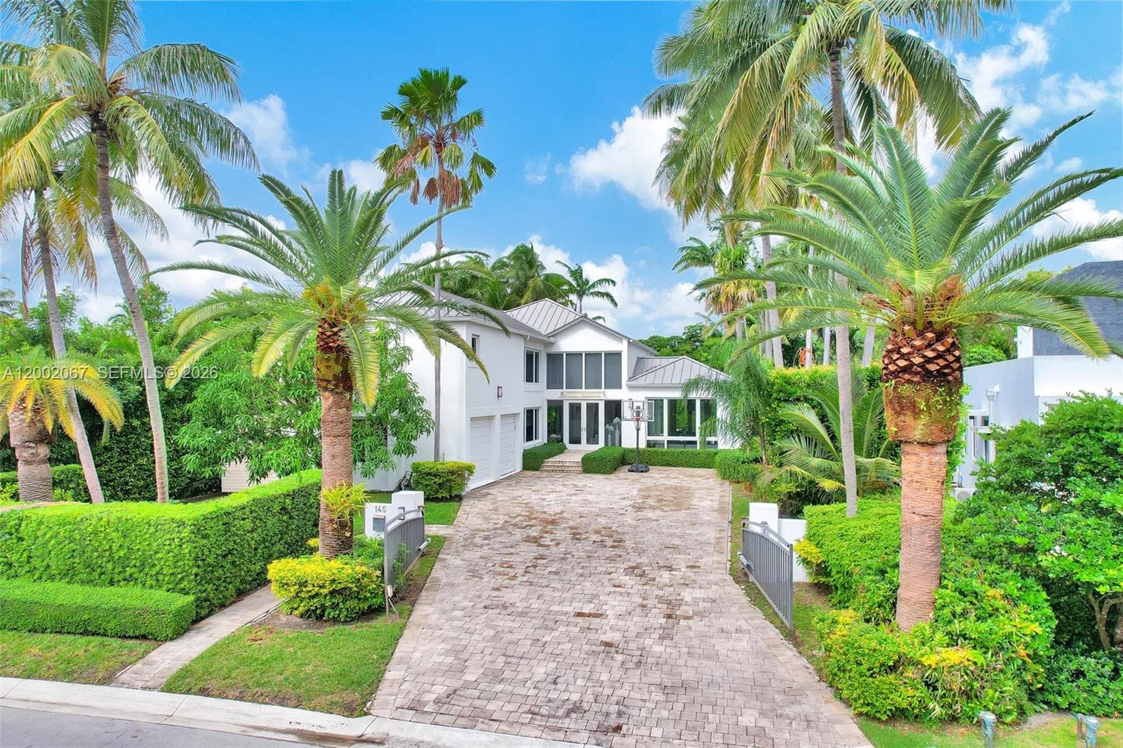145 Biscay Dr, Bal Harbour FL 33154