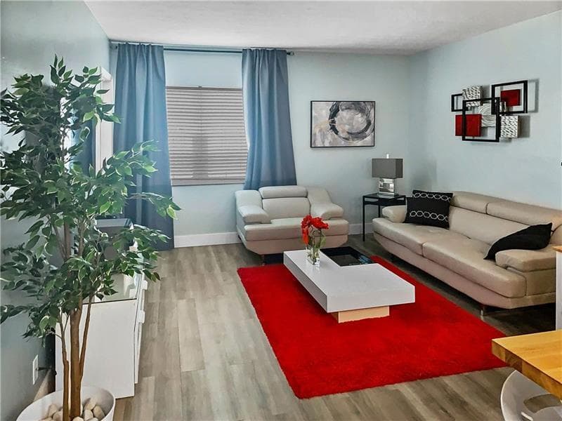 221 SE 9th Avenue # 103, Pompano Beach FL 33060