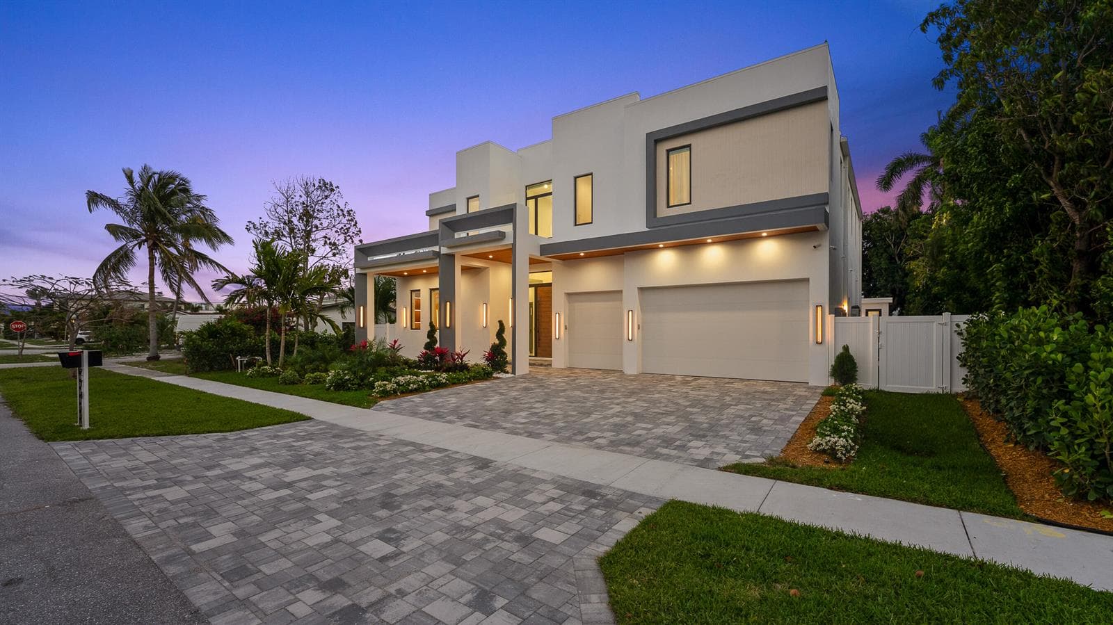 274 NE 3rd Court, Boca Raton FL 33432 photo 2