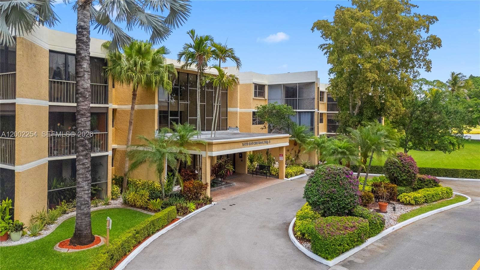 16175 Golf Club Rd # 212, Weston FL 33326 photo 4