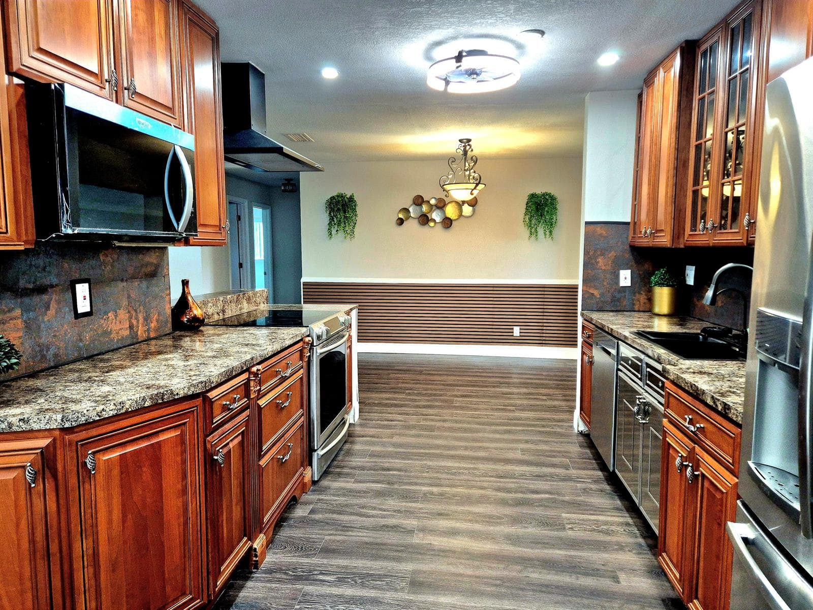 1015 NW 68th Avenue, Margate FL 33063 photo 2