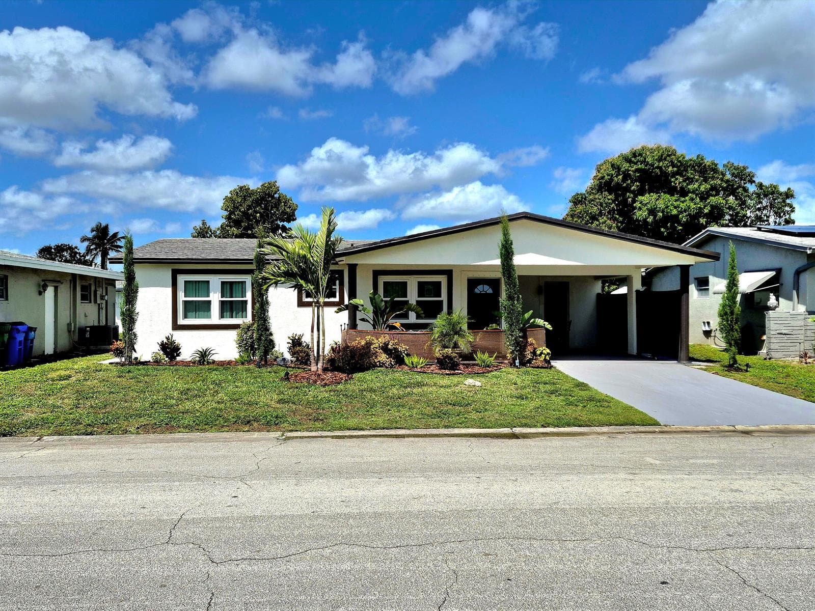 1015 NW 68th Avenue, Margate FL 33063 photo 4