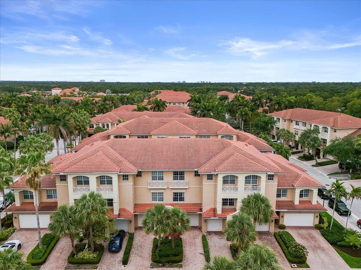 5102 Artesa Way W, Palm Beach Gardens FL 33418 photo 3