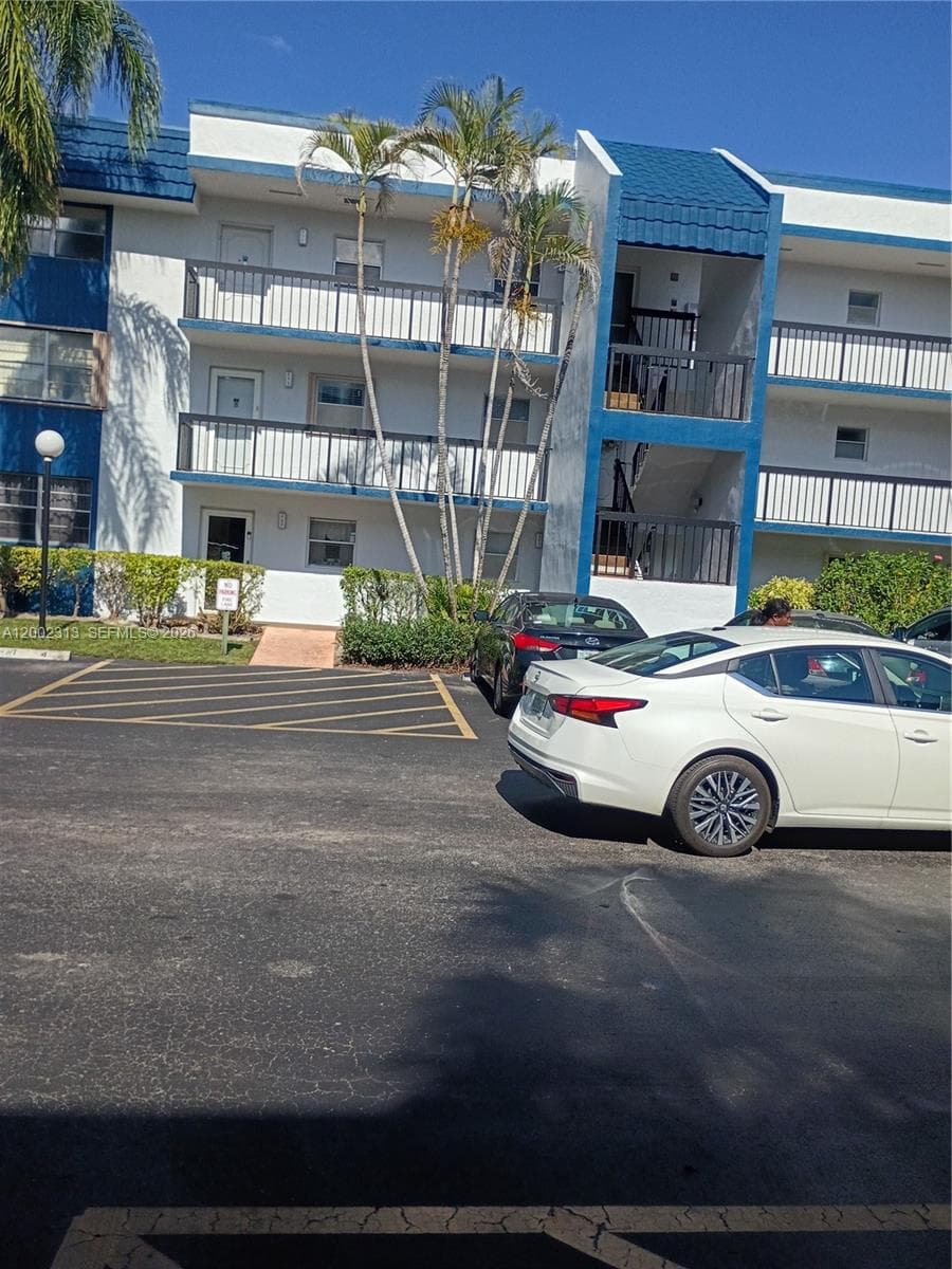 3040 Holiday Springs Blvd # 110, Margate FL 33063