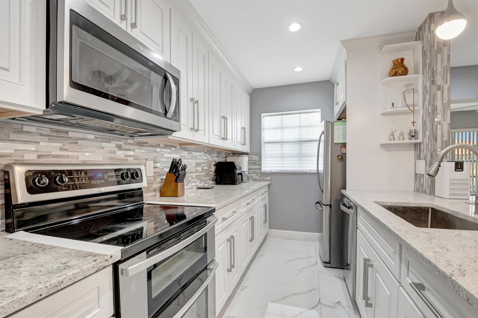 14010 Nesting Way # B, Delray Beach FL 33484 photo 2