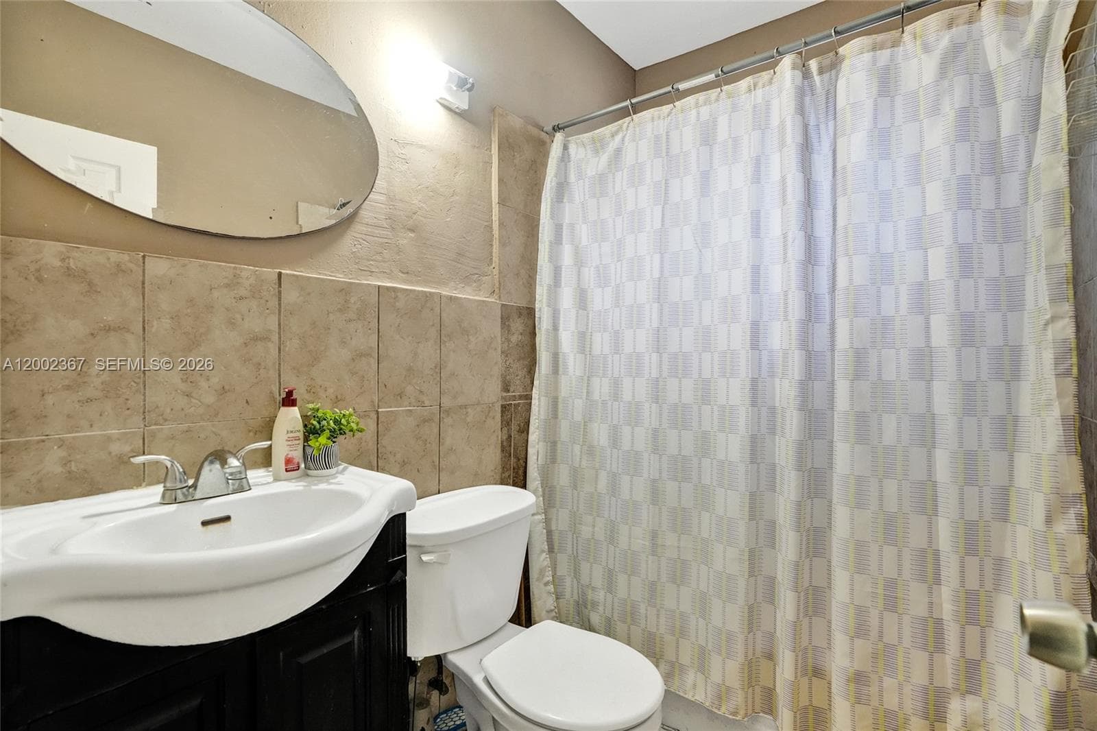 836 NW 101st St, Miami FL 33150 photo 3