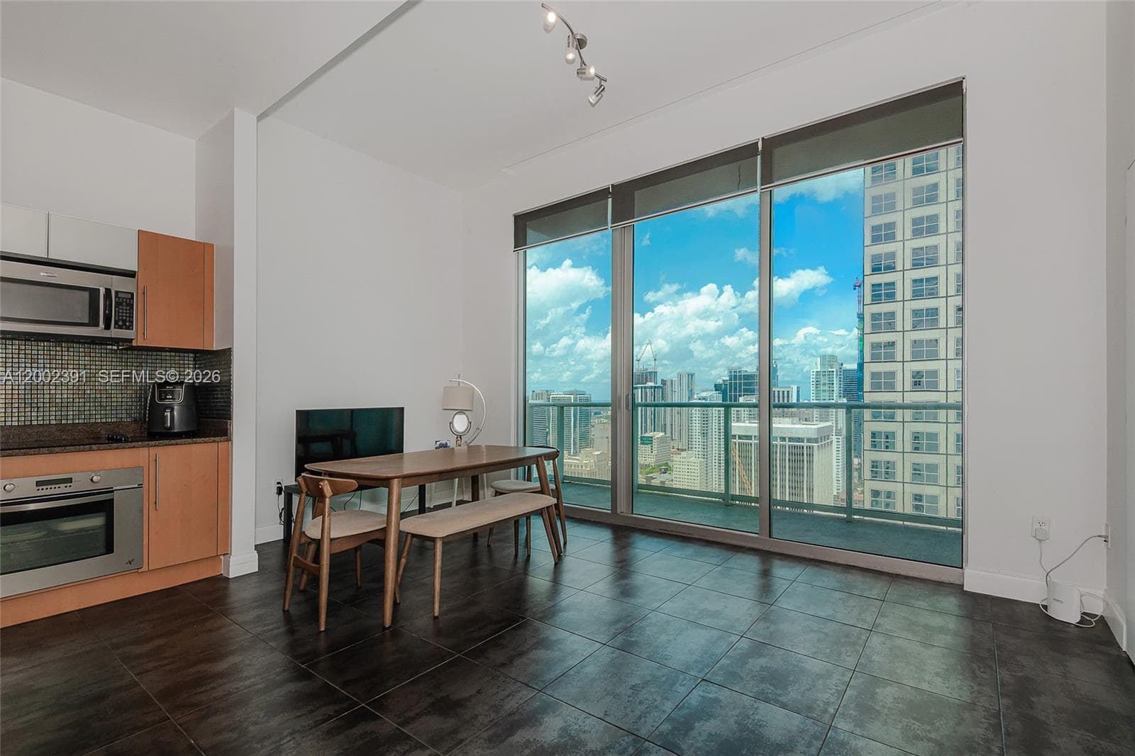 300 S Biscayne Blvd # PH-3903, Miami FL 33131 photo 2