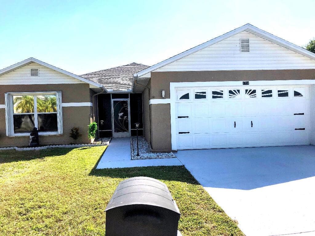 6794 Picante Circle, Fort Pierce FL 34951 photo 2