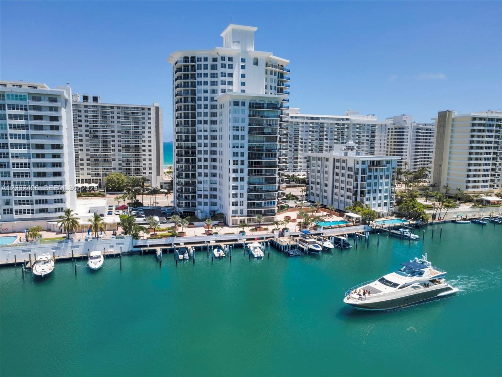 5660 Collins Ave # 4B, Miami Beach FL 33140