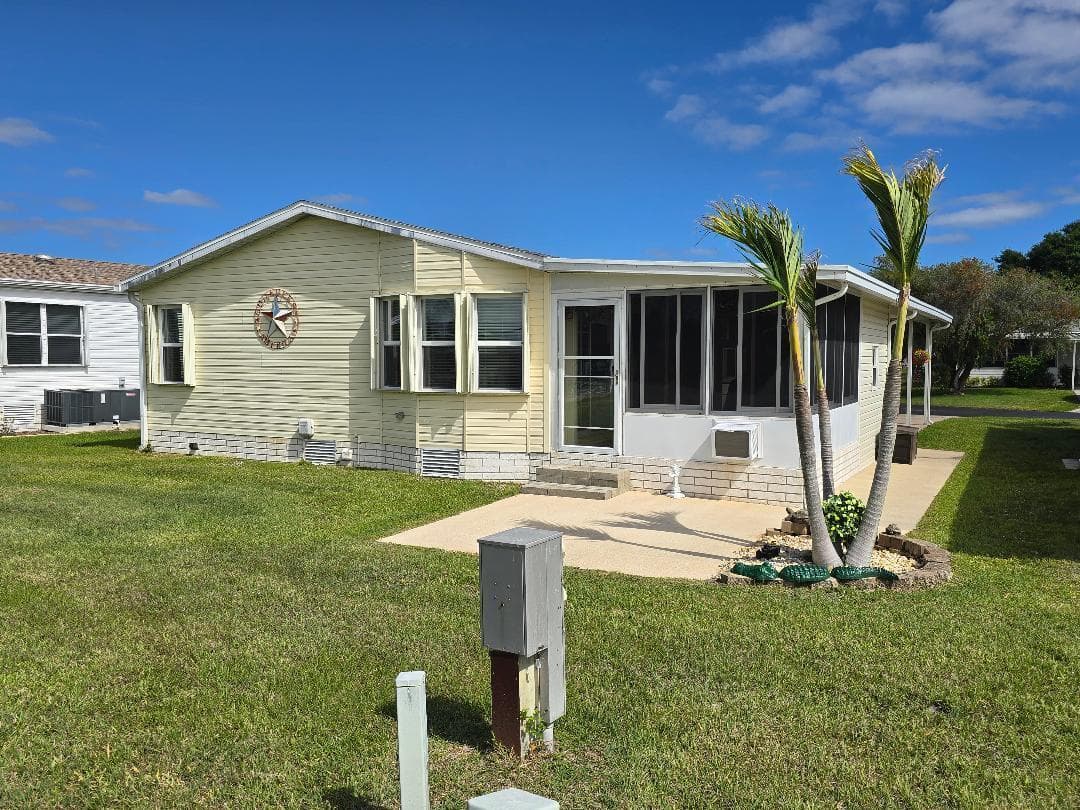337 Seahorse Terrace, Fort Pierce FL 34982 photo 3