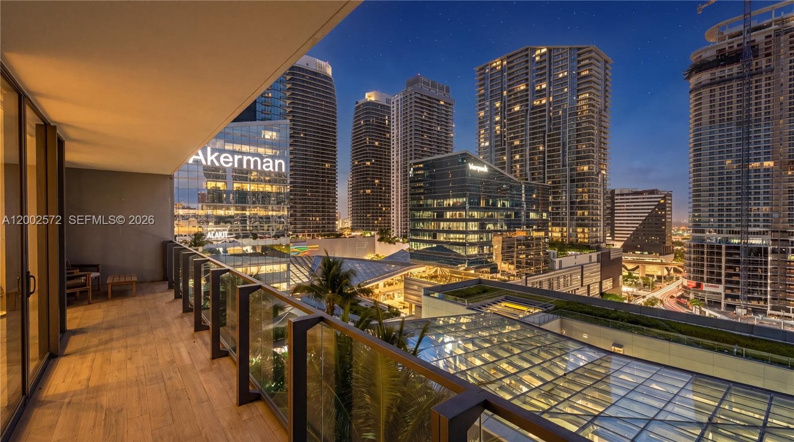 68 SE 6th St # 1106, Miami FL 33131 photo 3