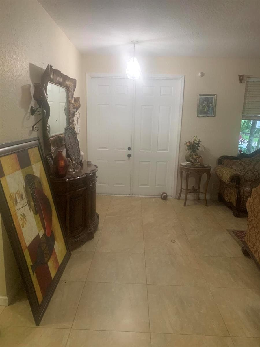 433 Gazetta Way, West Palm Beach FL 33413 photo 2