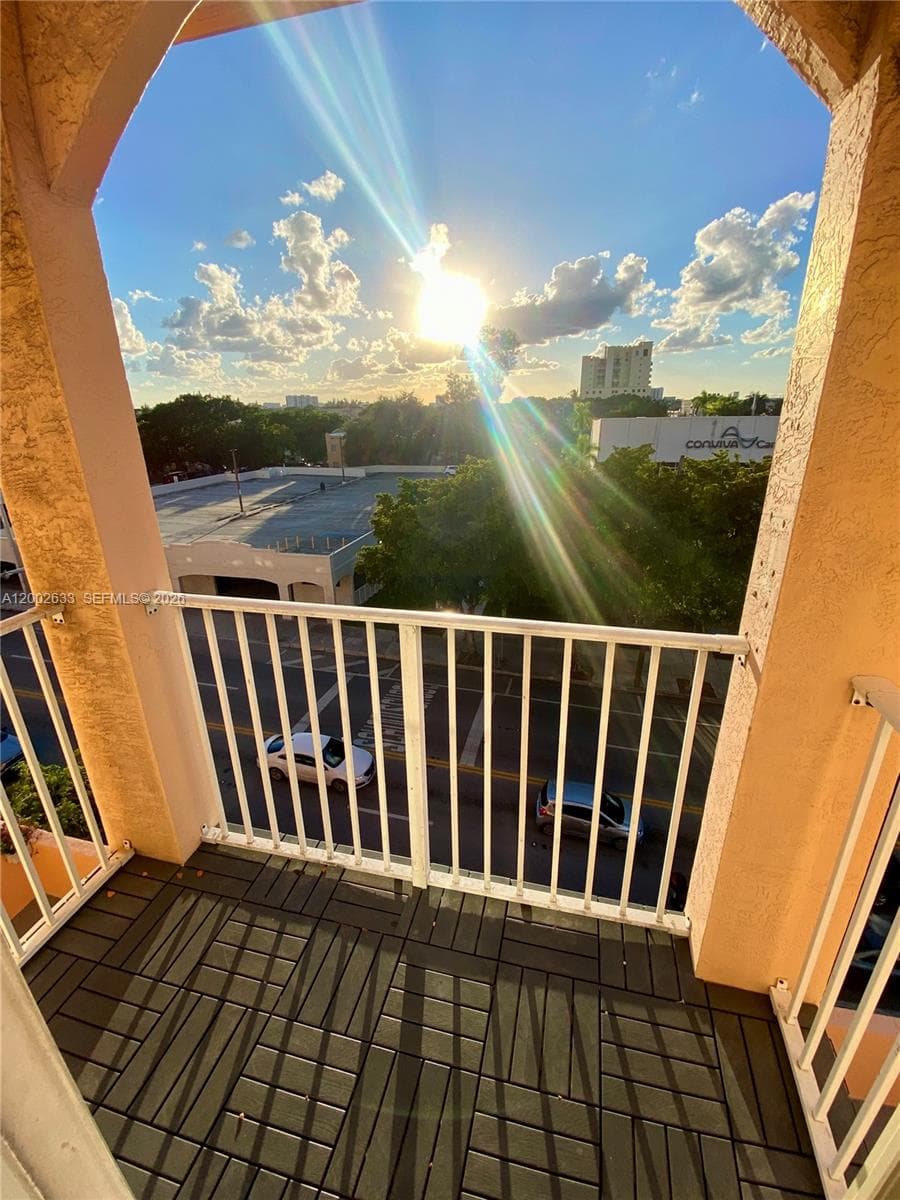 199 SW 12th Ave # C, Miami FL 33130 photo 3