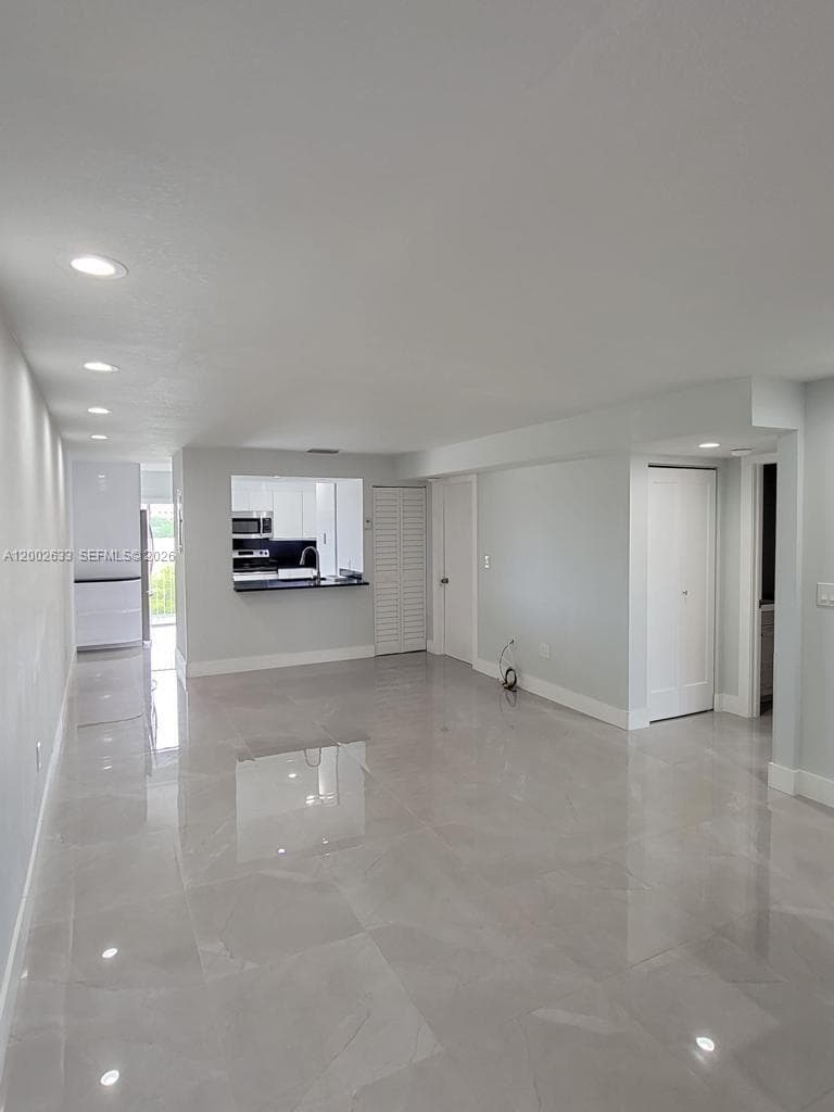 199 SW 12th Ave # C, Miami FL 33130 photo 4