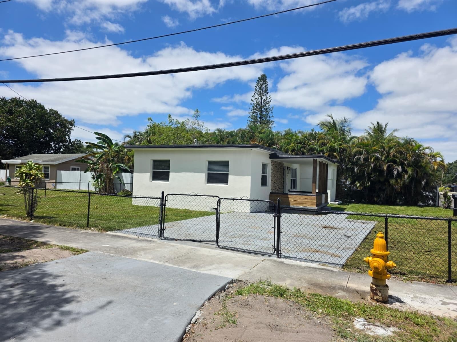 9900 NW 25th Avenue, Miami FL 33147 photo 2