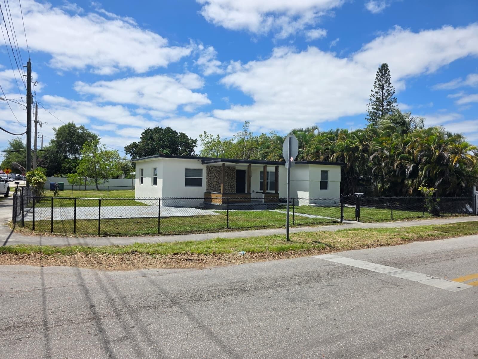 9900 NW 25th Avenue, Miami FL 33147 photo 3