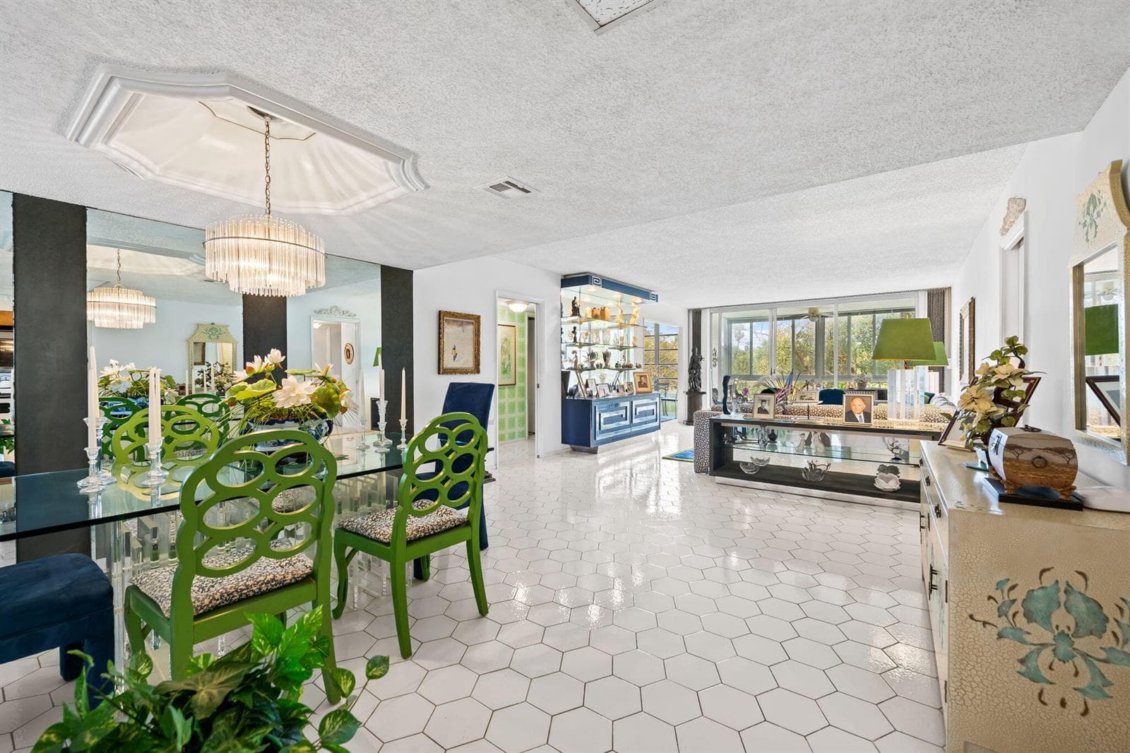 3960 Oaks Clubhouse Drive # 304, Pompano Beach FL 33069 photo 4