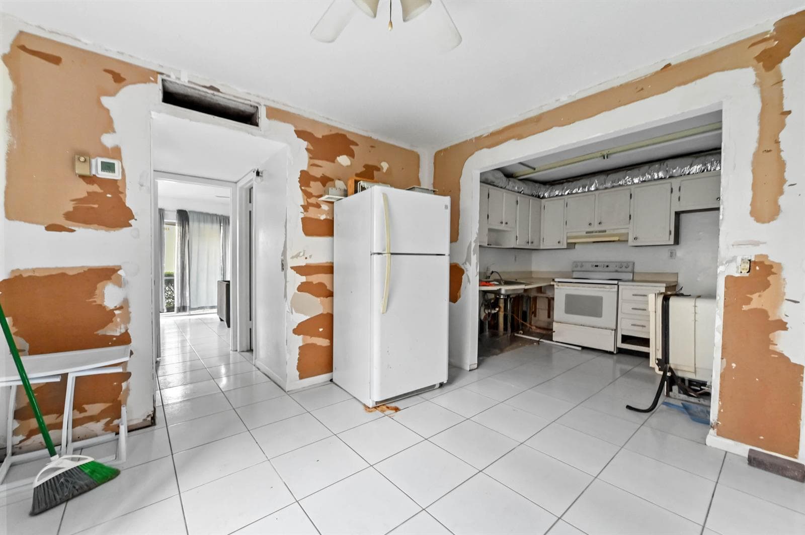 343 Capri # H, Delray Beach FL 33484 photo 4