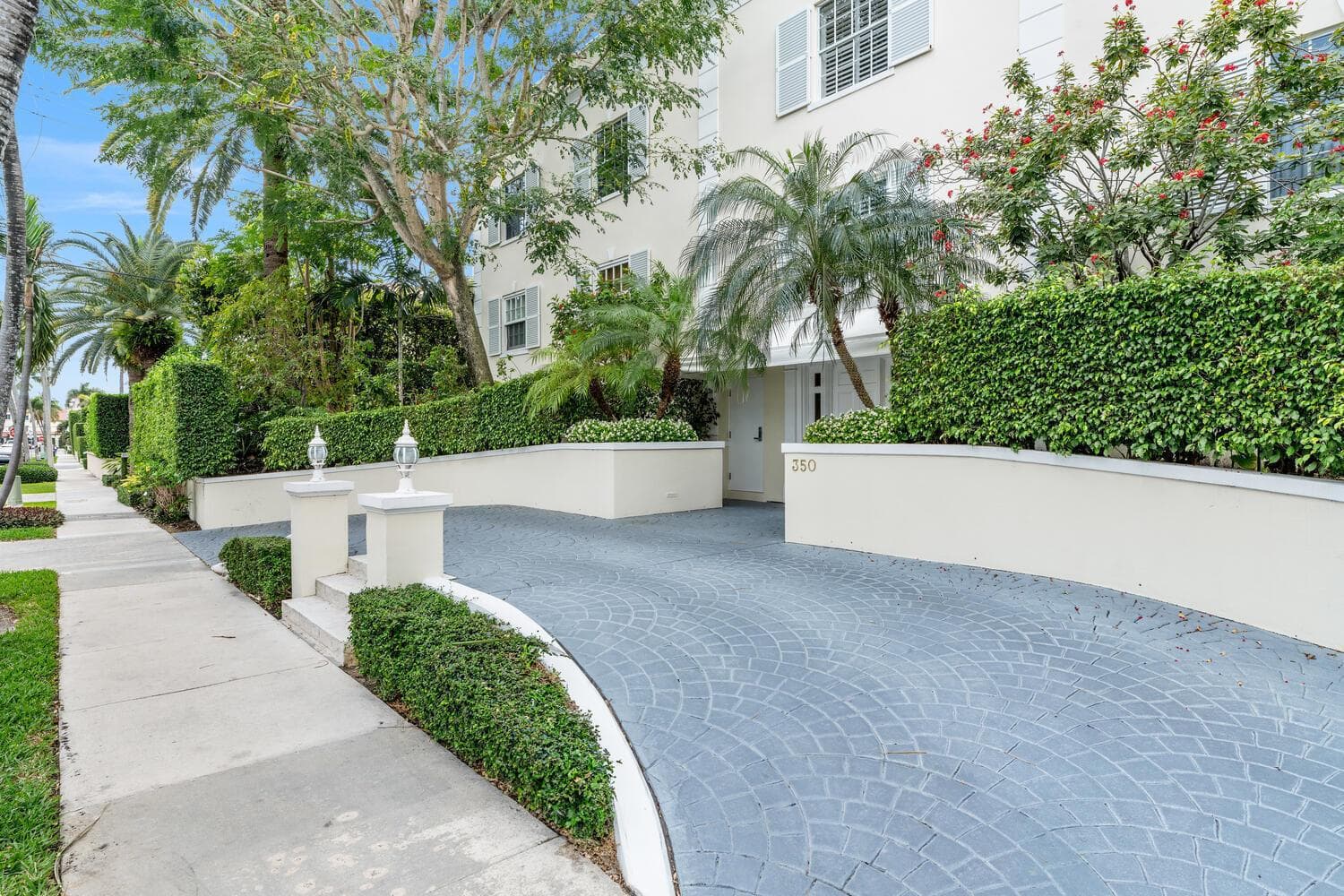 350 Cocoanut Row # 3a, Palm Beach FL 33480 photo 2