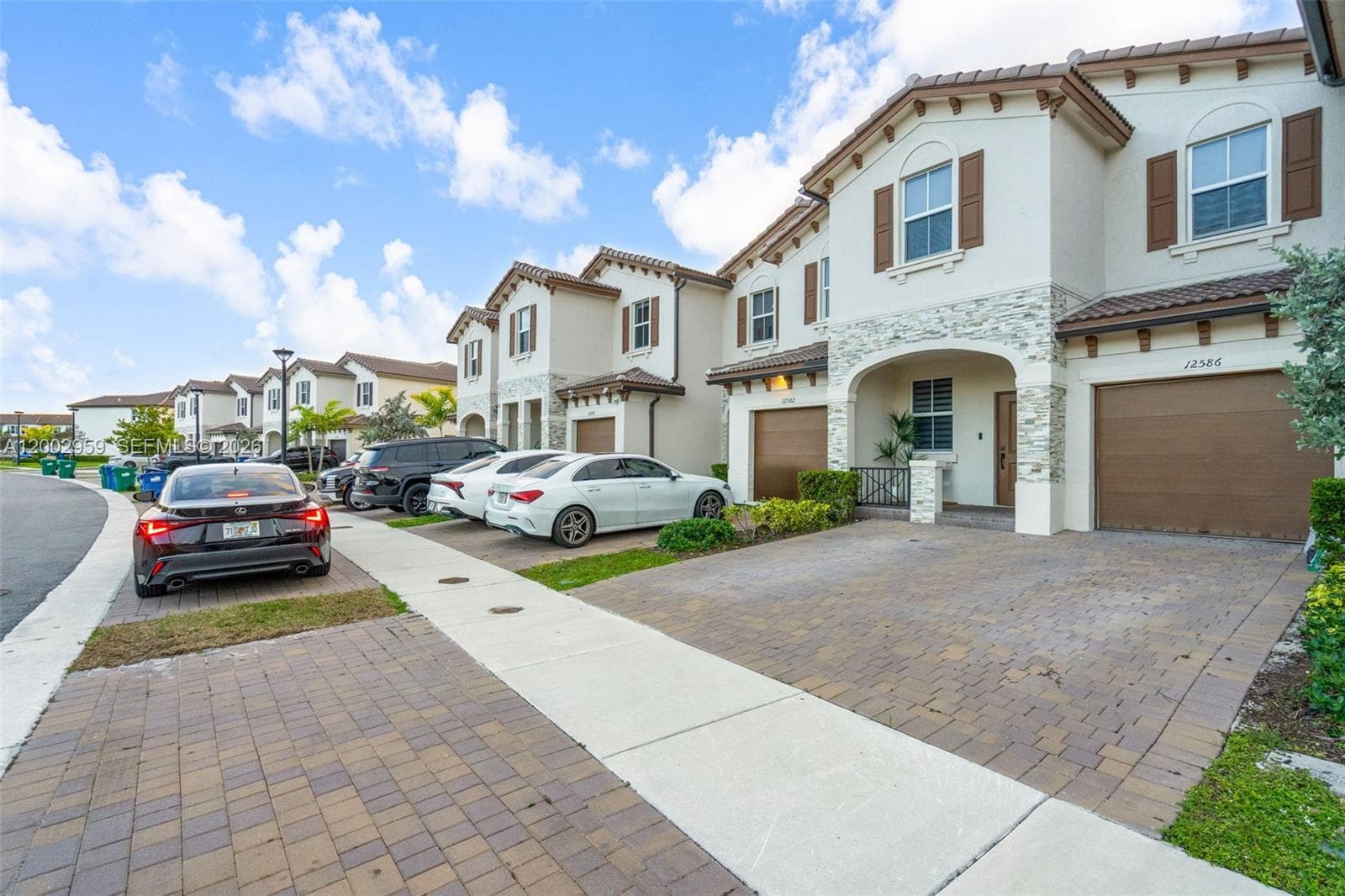 12586 NW 22nd Pl, Miami FL 33167 photo 2