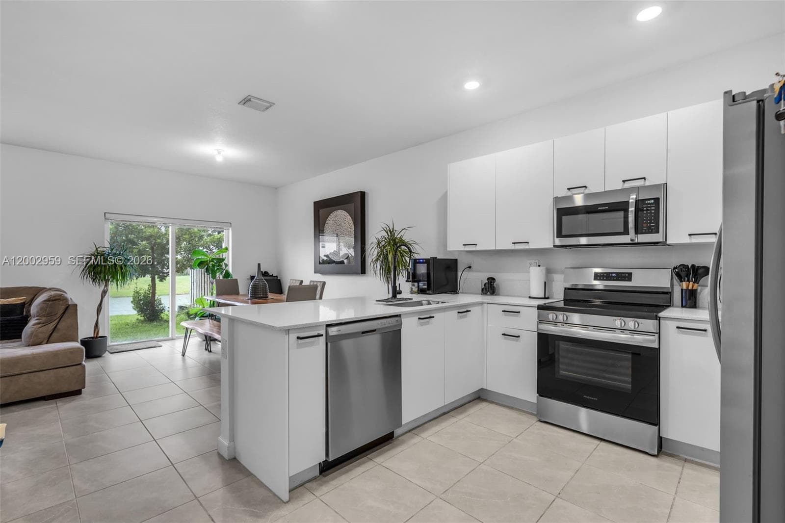 12586 NW 22nd Pl, Miami FL 33167 photo 5