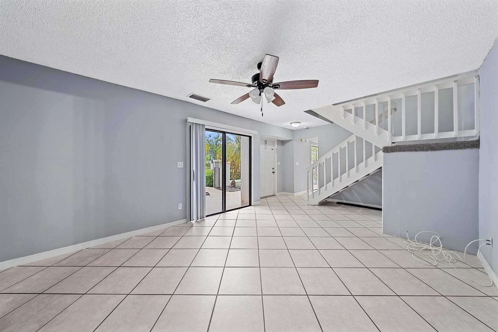 352 Prestwick Circle # 1, Palm Beach Gardens FL 33418 photo 3
