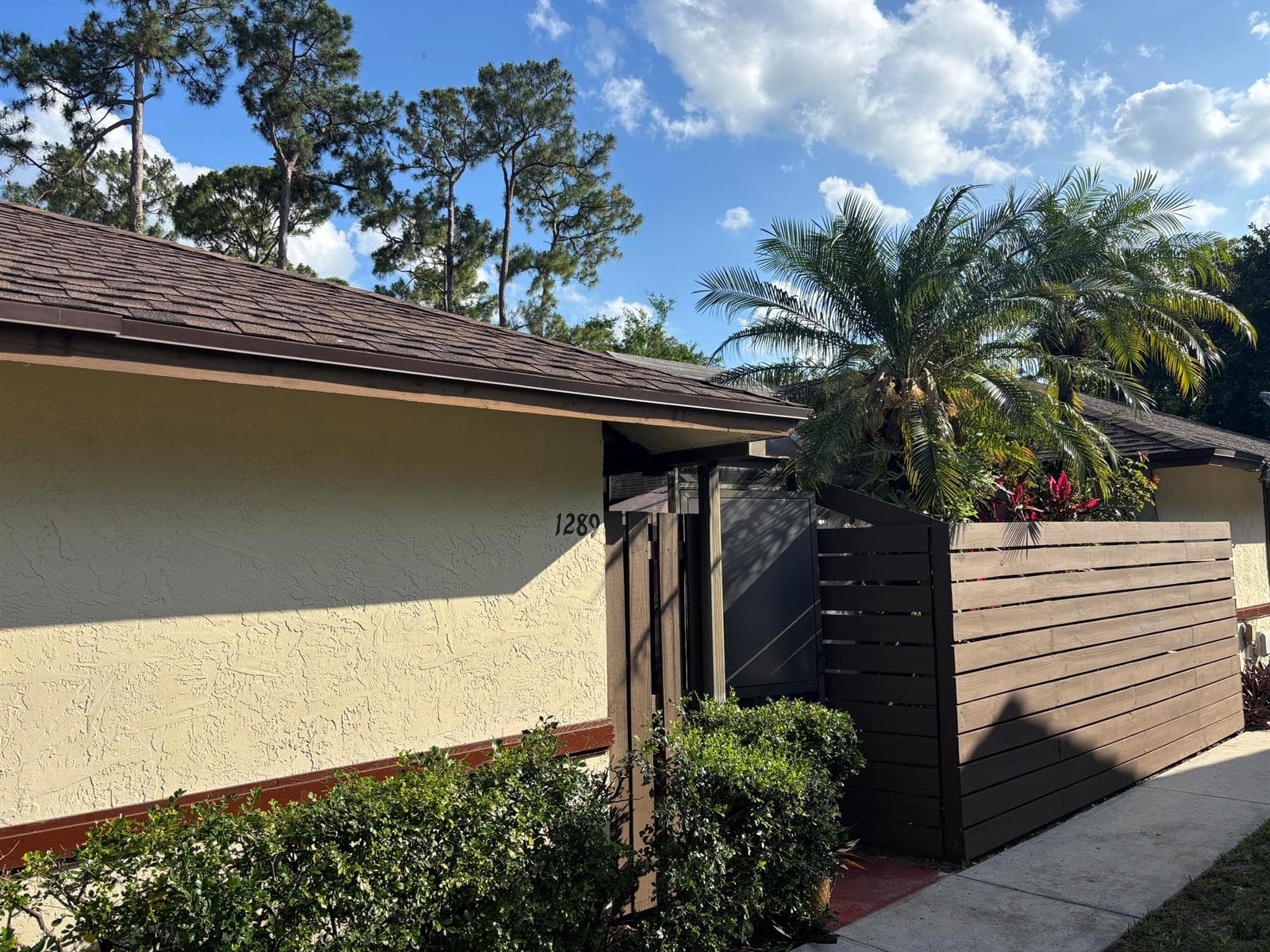 1289 Periwinkle Place, Wellington FL 33414 photo 3
